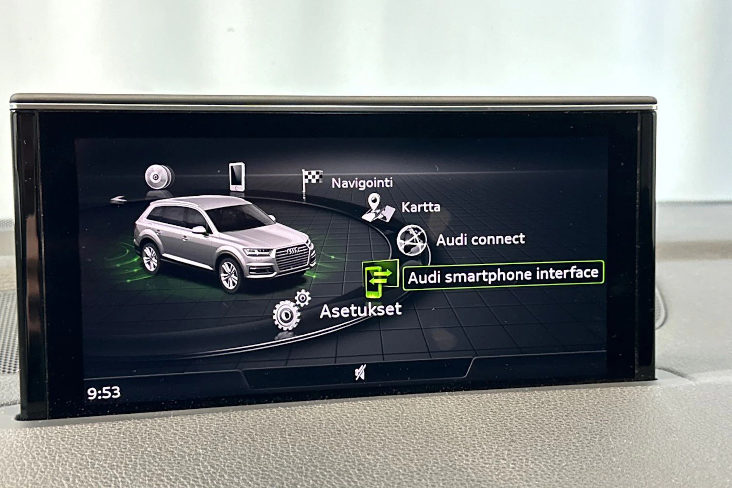 Musta Audi Q7 2018 kuva 33.
