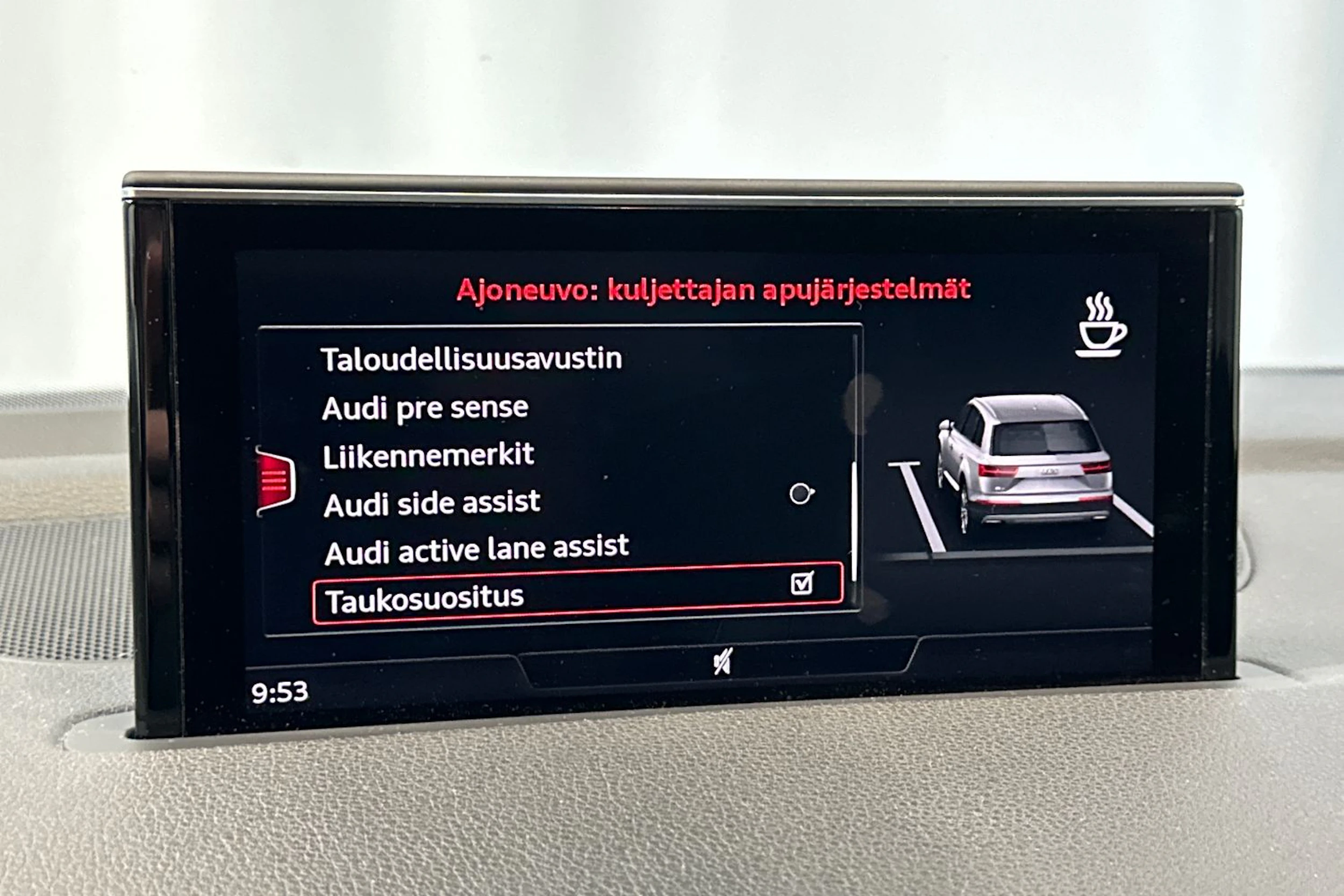 Musta Audi Q7 2018 kuva 35.