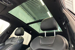Musta Audi Q7 2018 kuva 36.