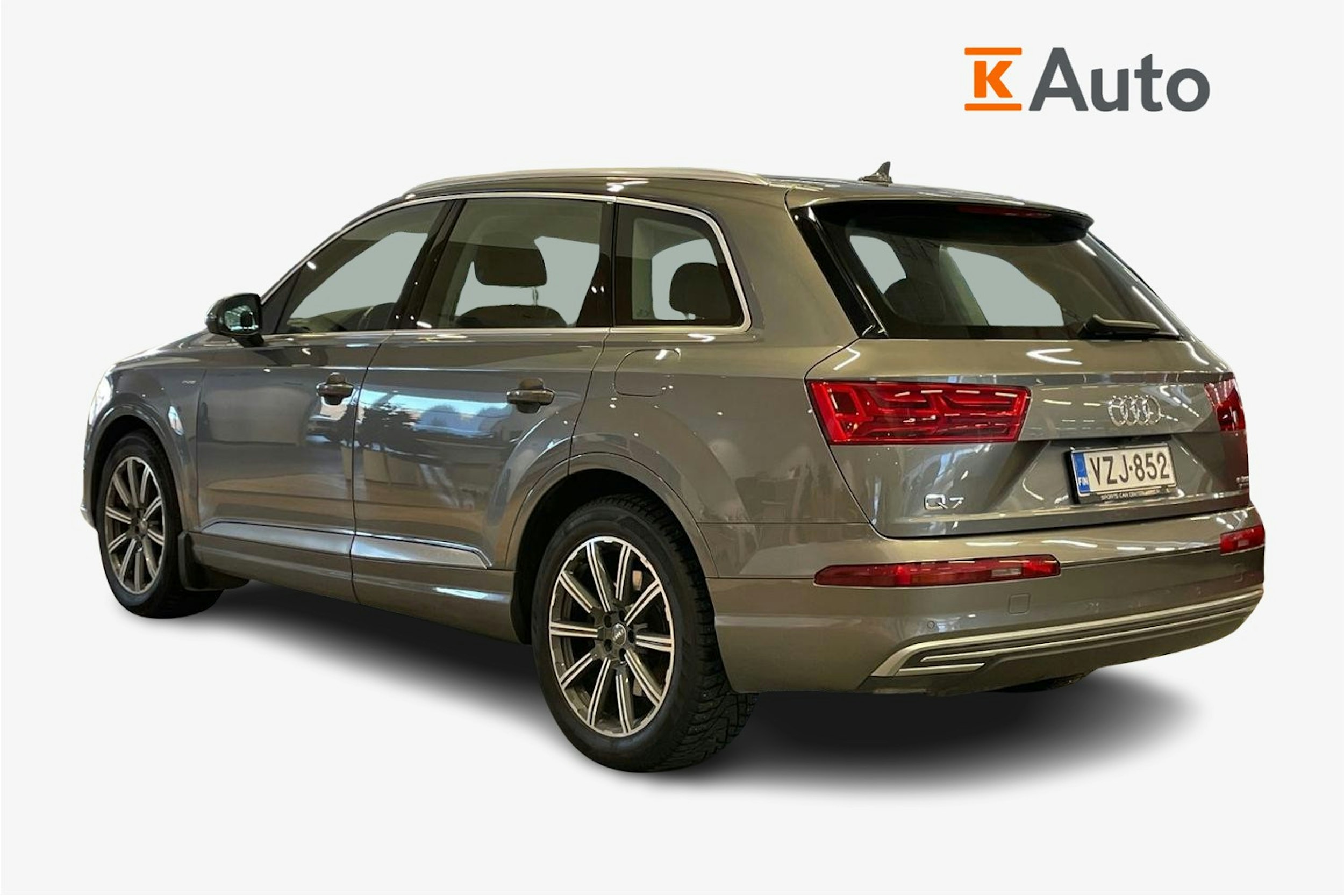 met. harmaa Audi Q7 2018 kuva 2.
