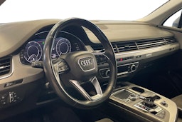 met. harmaa Audi Q7 2018 kuva 7.