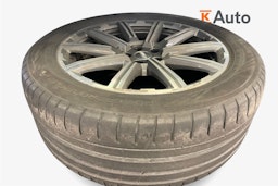 met. harmaa Audi Q7 2018 kuva 11.