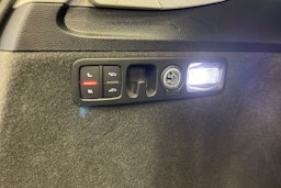 met. harmaa Audi Q7 2018 kuva 16.