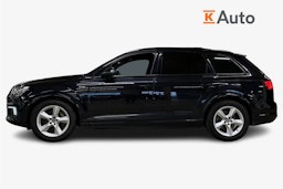 musta Audi Q7 2018 kuva 6.