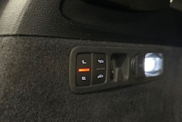 musta Audi Q7 2018 kuva 37.