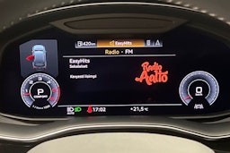 musta Audi Q7 2020 kuva 14.