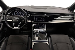 harmaa Audi Q7 2020 kuva 9.