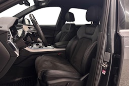harmaa Audi Q7 2020 kuva 11.