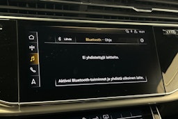 harmaa Audi Q7 2020 kuva 25.