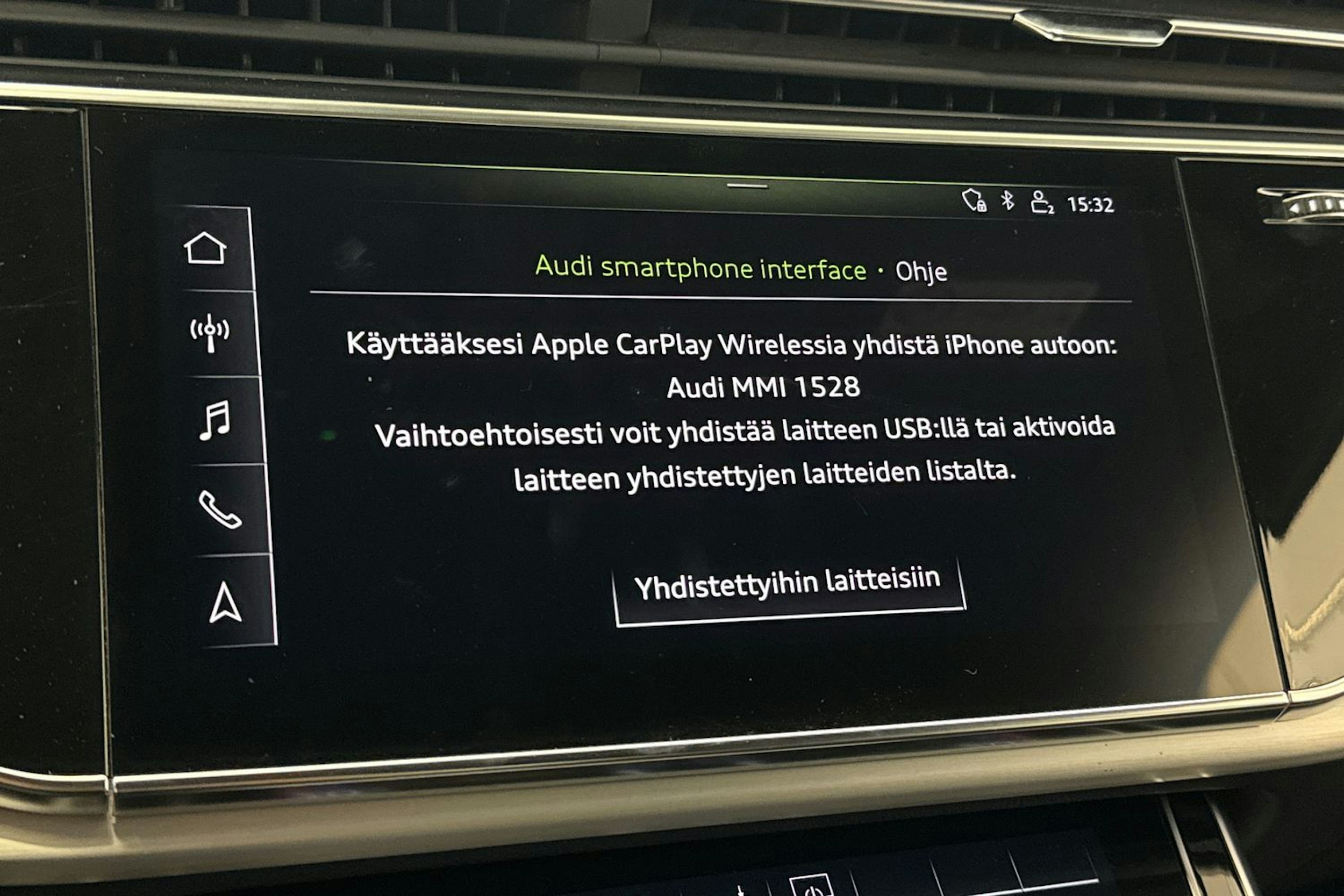 harmaa Audi Q7 2020 kuva 26.