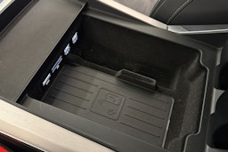 harmaa Audi Q7 2020 kuva 34.