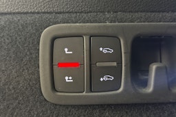 harmaa Audi Q7 2020 kuva 38.