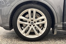 harmaa Audi Q7 2020 kuva 39.