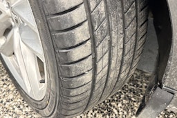 harmaa Audi Q7 2020 kuva 40.