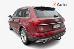 Punainen Audi Q7 2020 kuva 2.