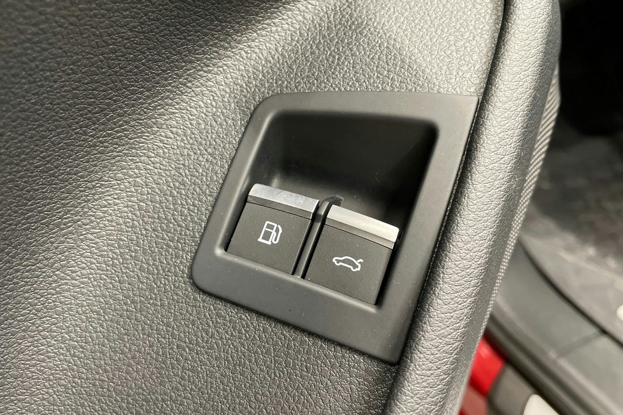 Punainen Audi Q7 2020 kuva 30.