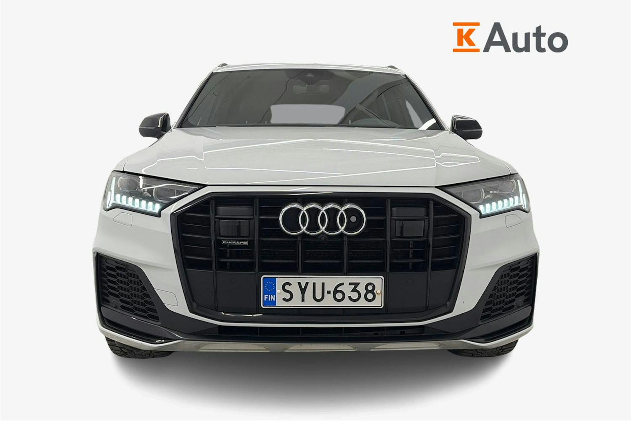 valkoinen Audi Q7 2020 kuva 5.