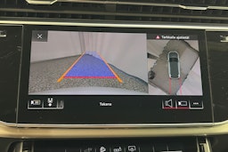 valkoinen Audi Q7 2020 kuva 24.