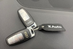 valkoinen Audi Q7 2020 kuva 30.