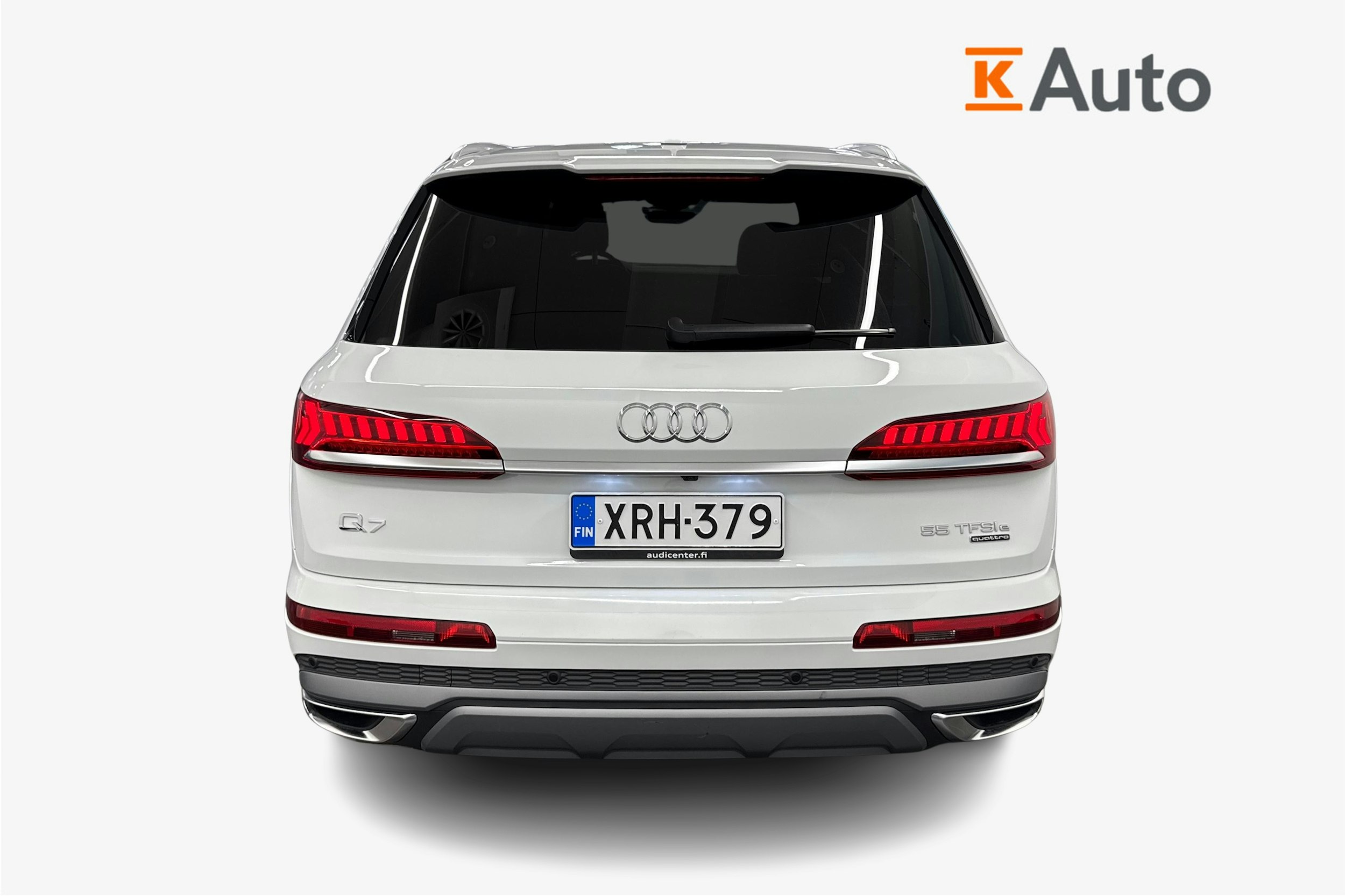 Valkoinen Audi Q7 2020 kuva 3.