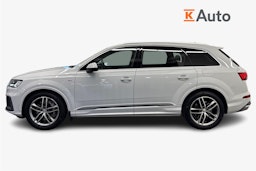 Valkoinen Audi Q7 2020 kuva 6.