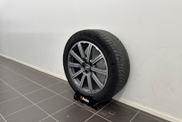 Valkoinen Audi Q7 2020 kuva 13.