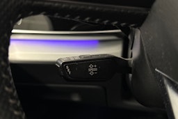 Valkoinen Audi Q7 2020 kuva 27.