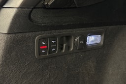 Valkoinen Audi Q7 2020 kuva 44.