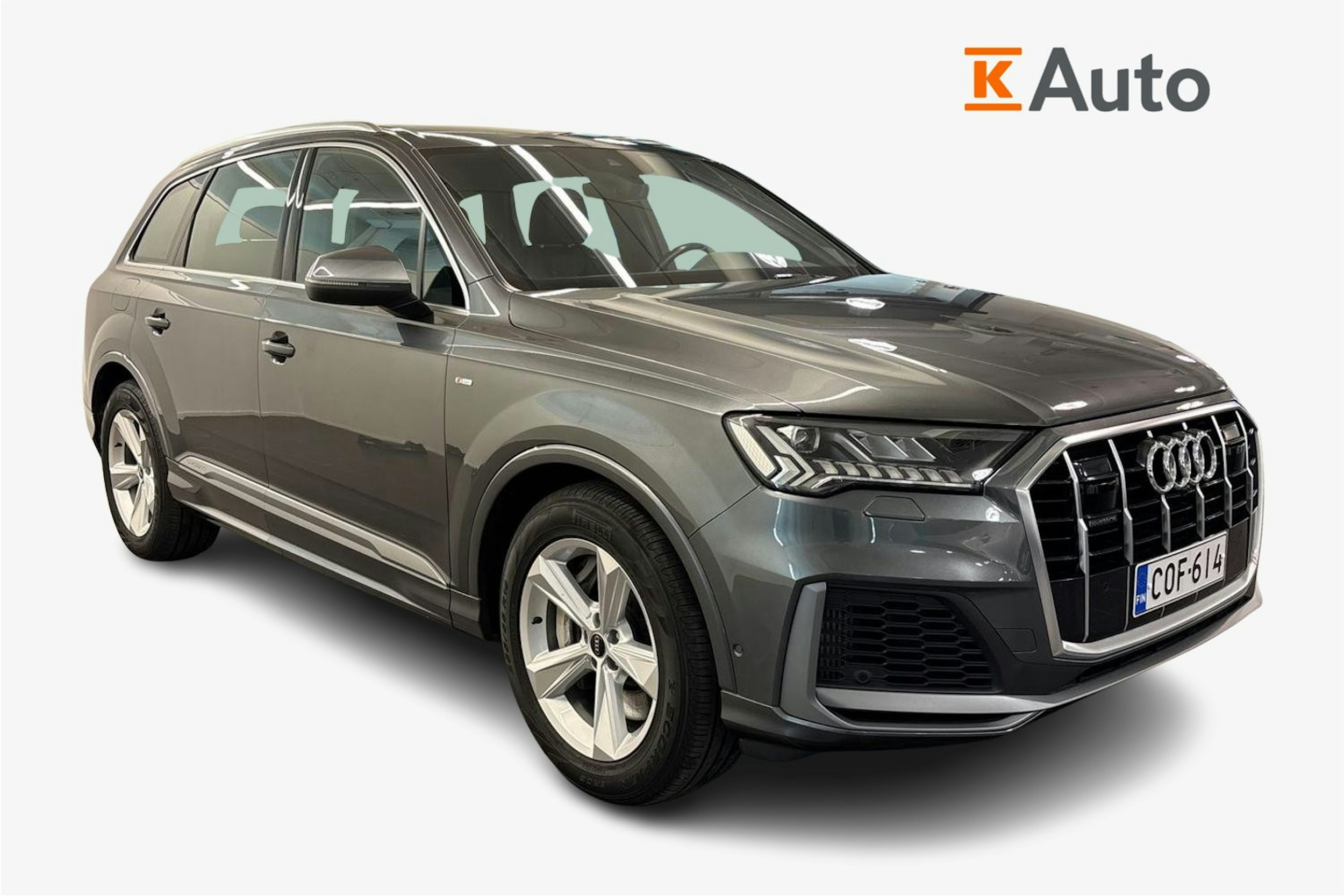 Harmaa Audi Q7 2021 kuva 1.