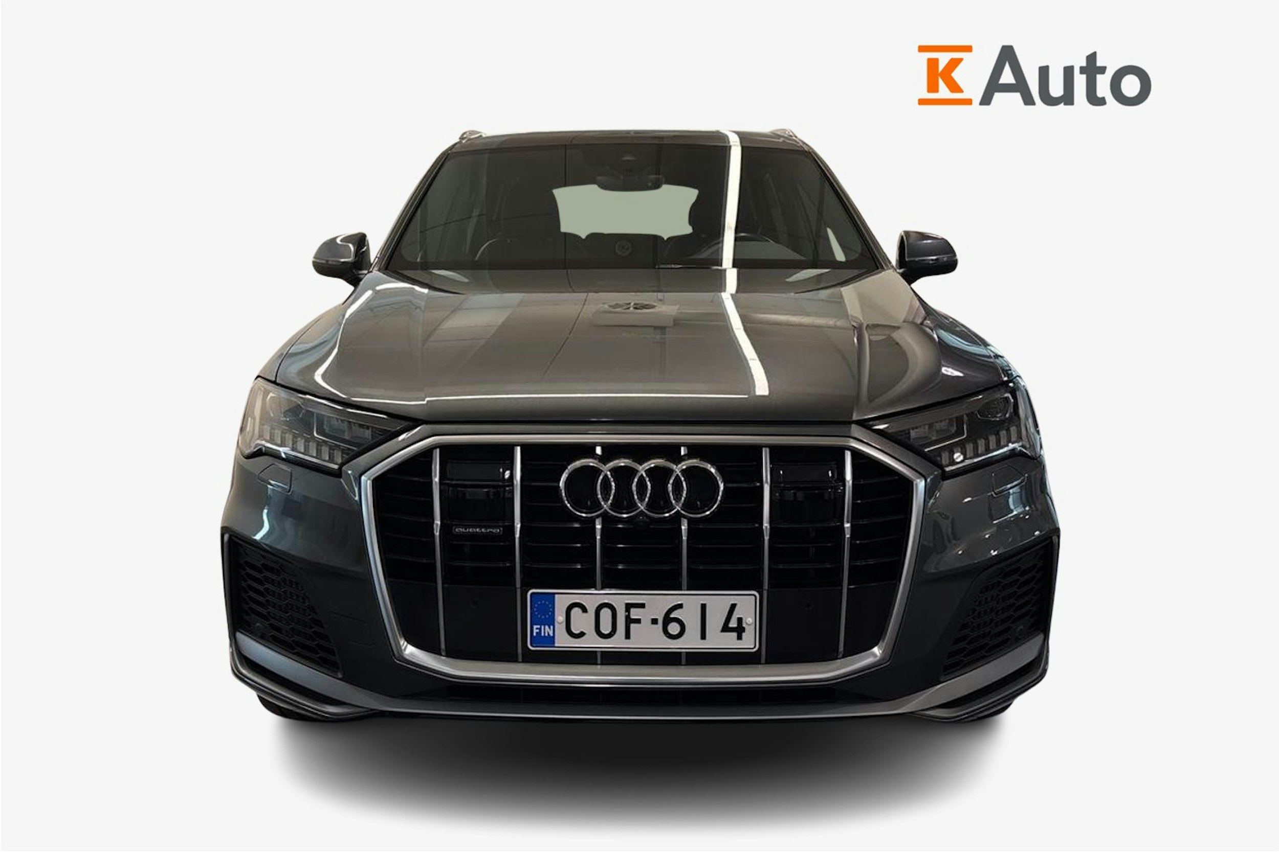 Harmaa Audi Q7 2021 kuva 5.