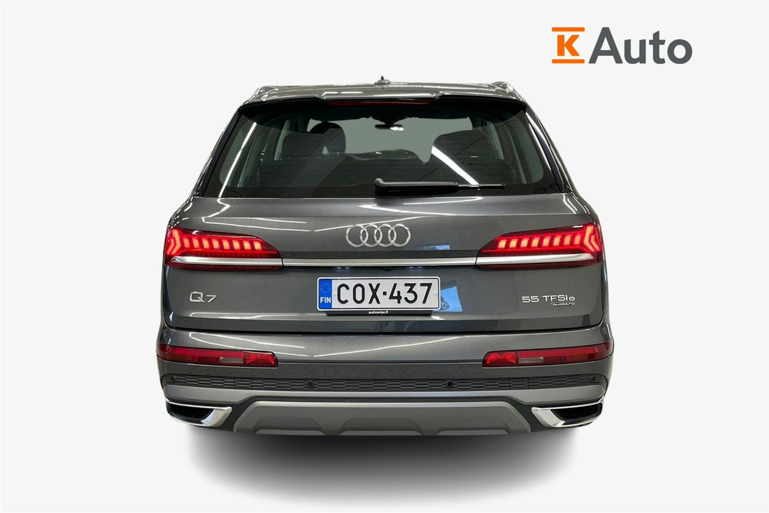 Harmaa Audi Q7 2021 kuva 3.