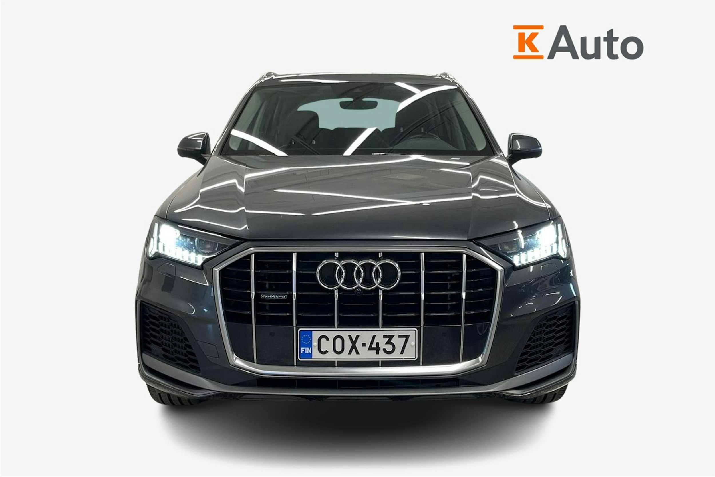 Harmaa Audi Q7 2021 kuva 5.
