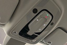 Harmaa Audi Q7 2021 kuva 20.