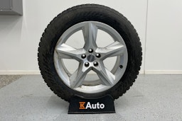 Harmaa Audi Q7 2021 kuva 37.