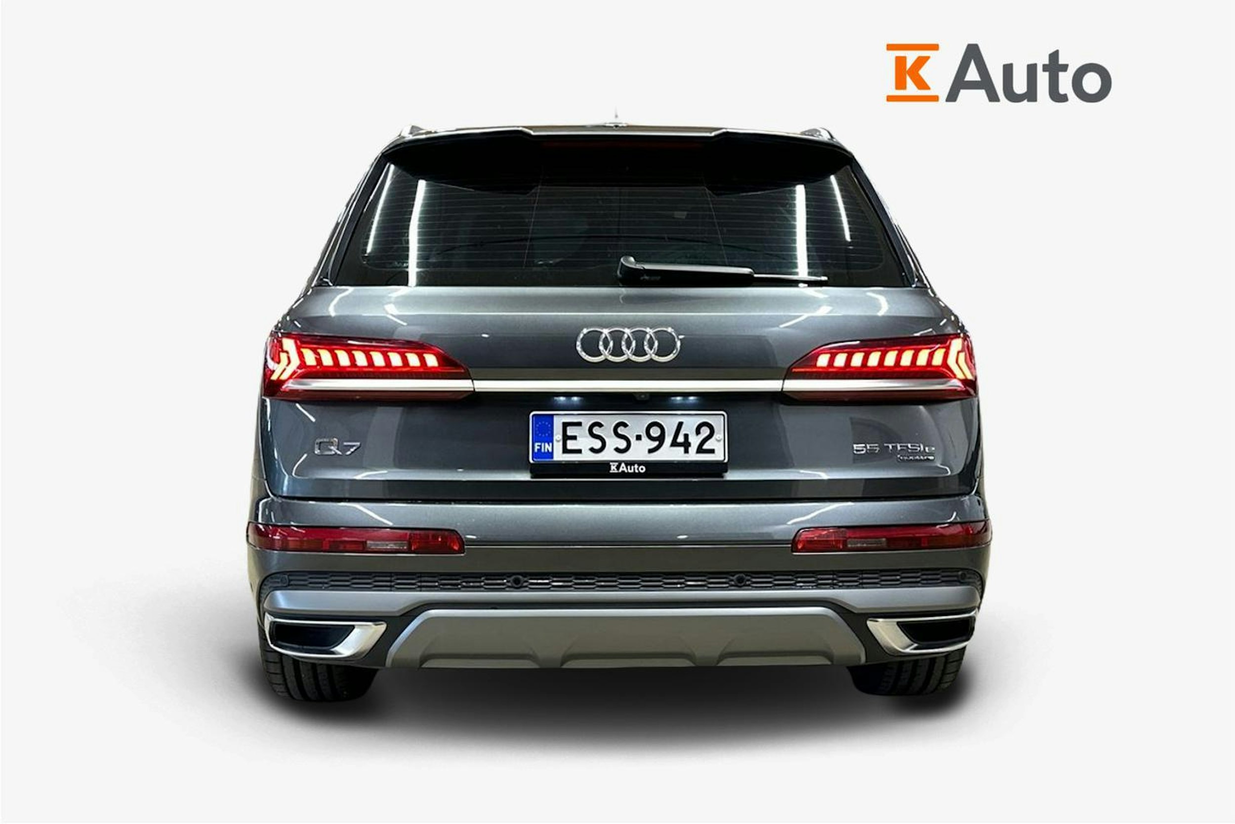harmaa Audi Q7 2021 kuva 3.
