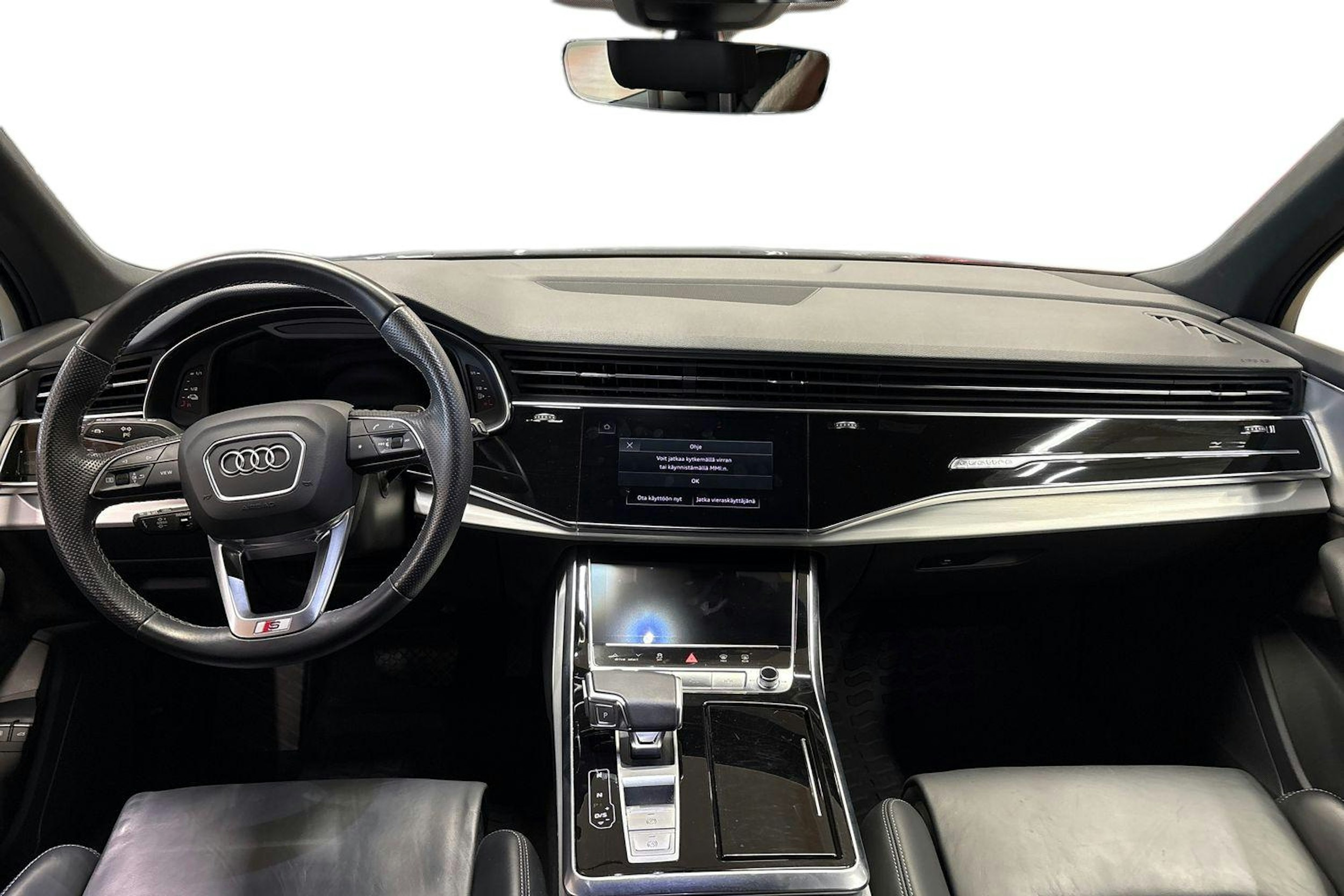 harmaa Audi Q7 2021 kuva 9.