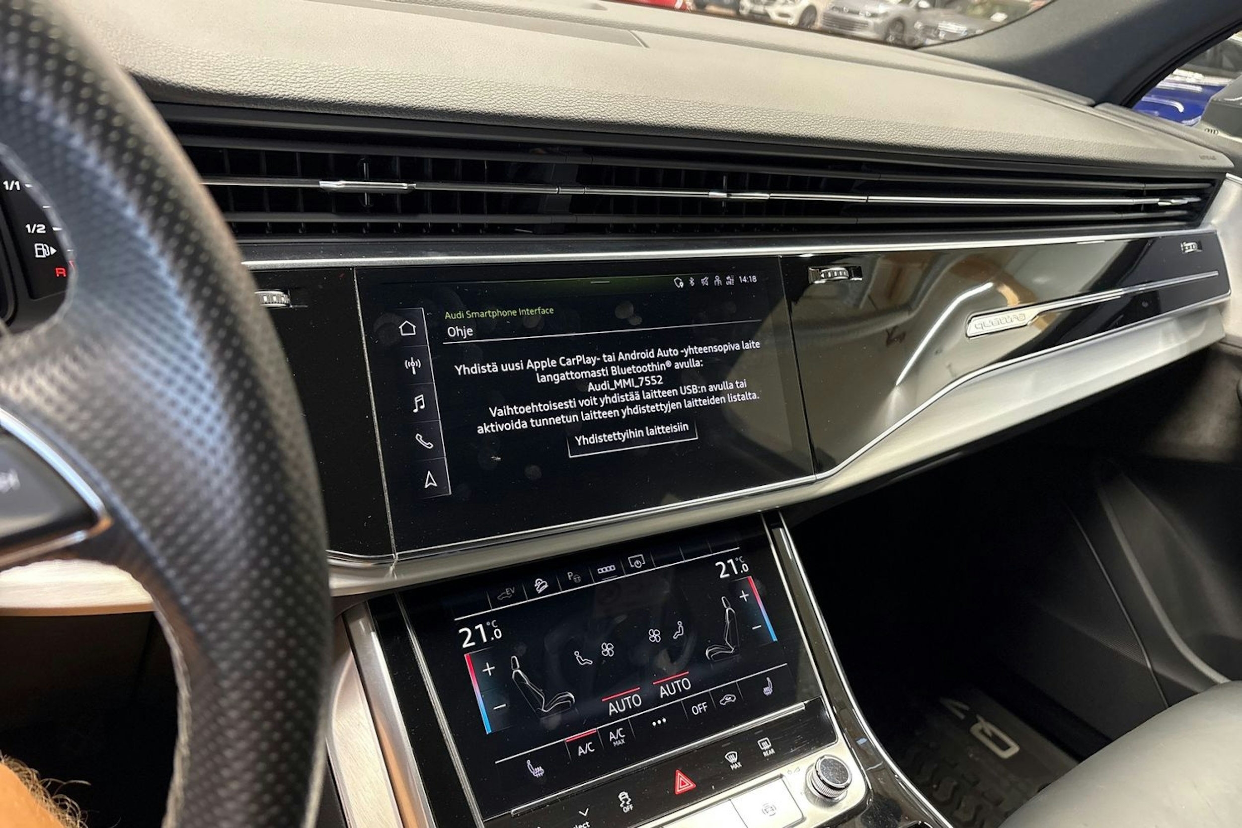 harmaa Audi Q7 2021 kuva 22.