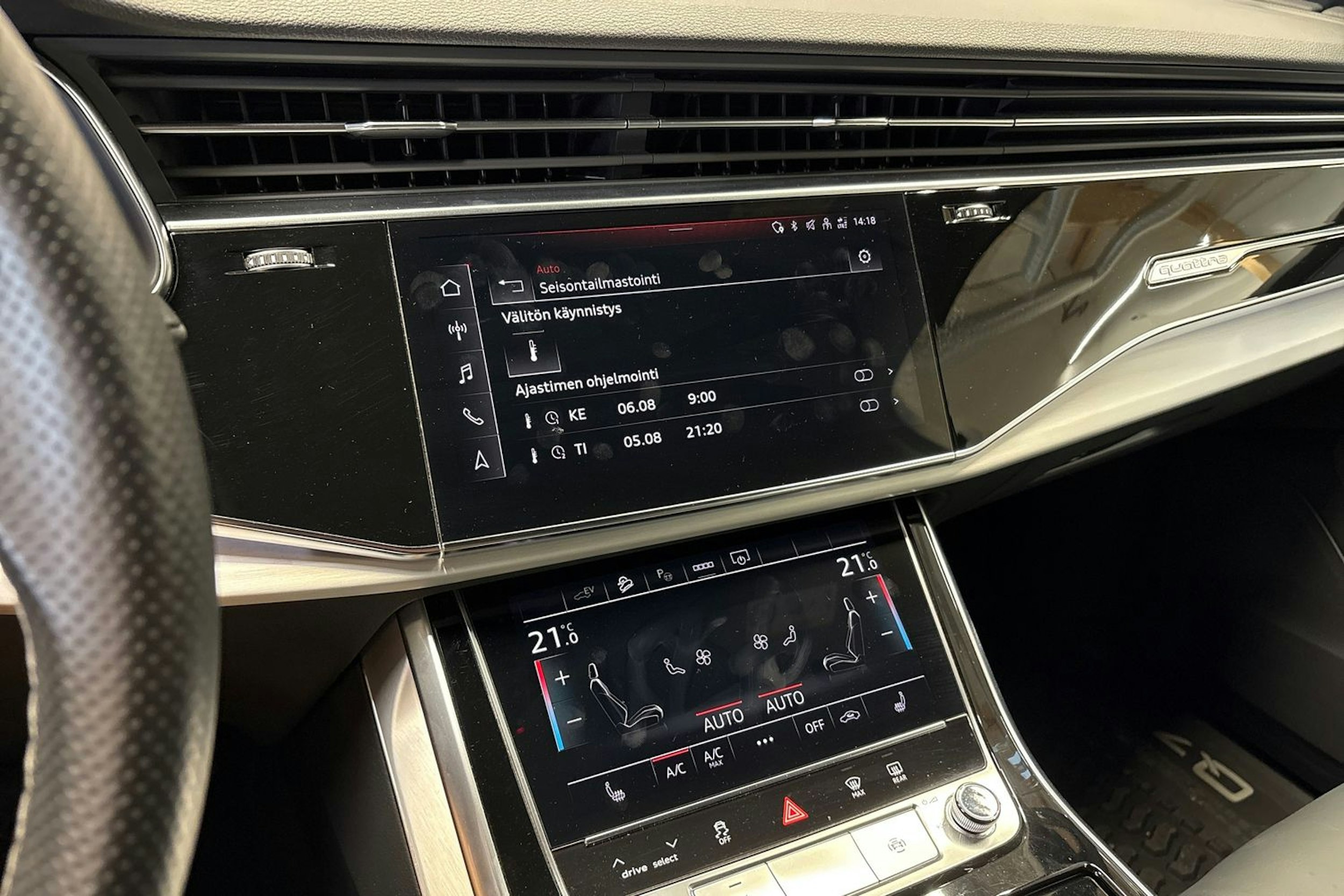 harmaa Audi Q7 2021 kuva 23.