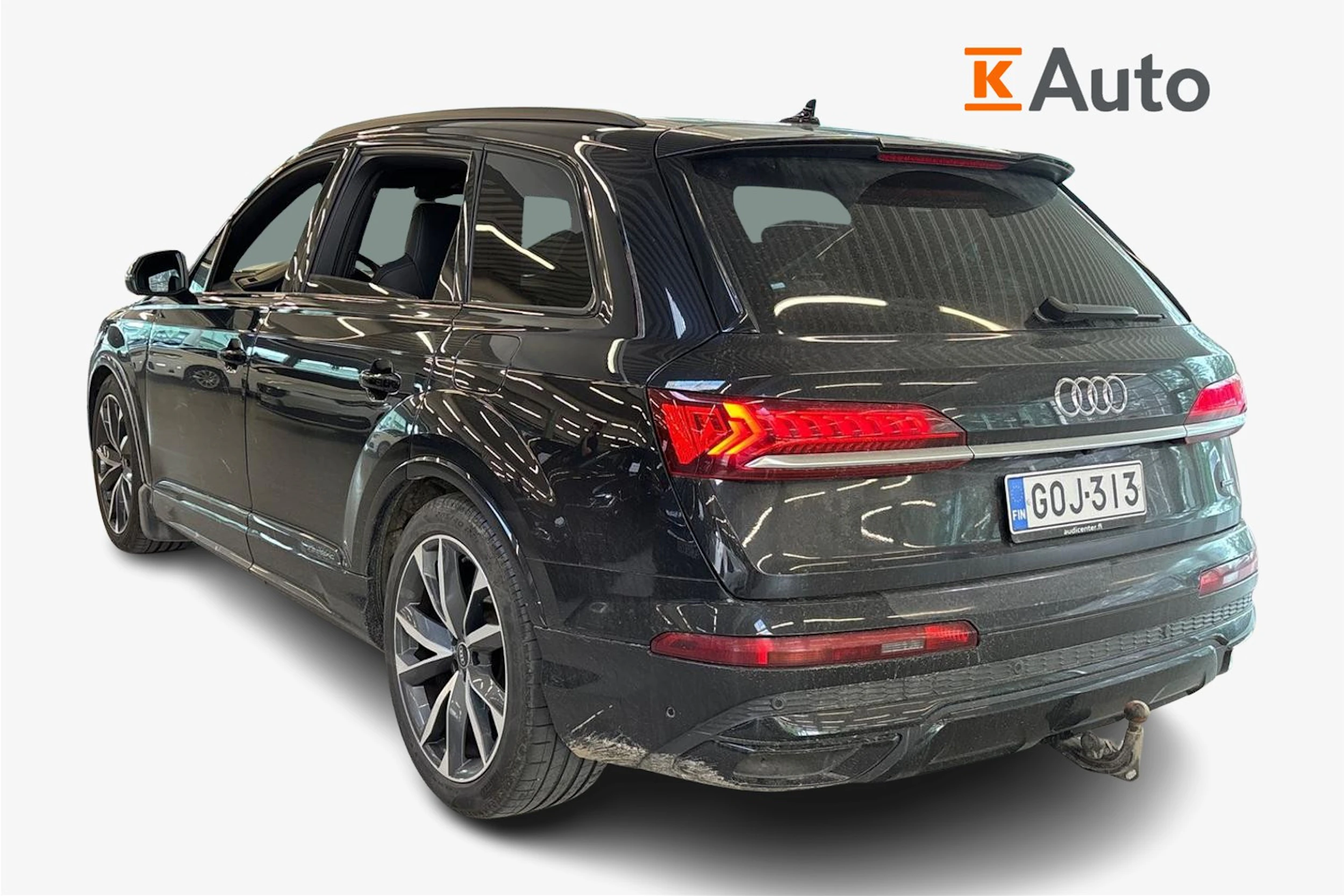 Musta Audi Q7 2021 kuva 2.