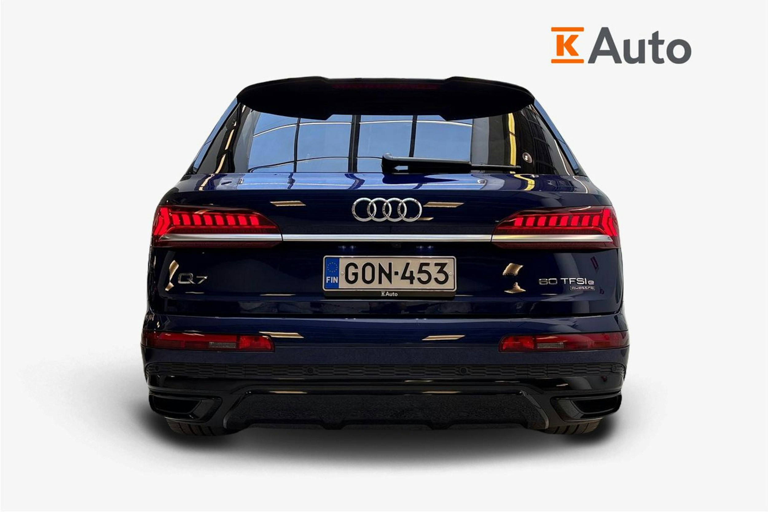 sininen Audi Q7 2021 kuva 3.