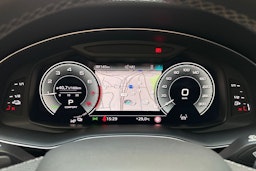 sininen Audi Q7 2021 kuva 28.