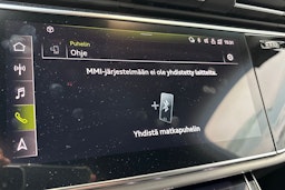 sininen Audi Q7 2021 kuva 32.