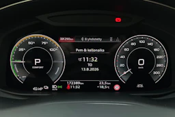 harmaa Audi Q7 2021 kuva 23.