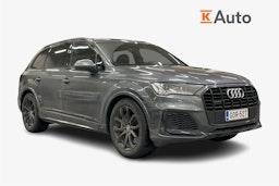 harmaa Audi Q7 2021 kuva 1.
