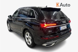 Musta Audi Q7 2021 kuva 2.