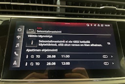 valkoinen Audi Q7 2021 kuva 34.