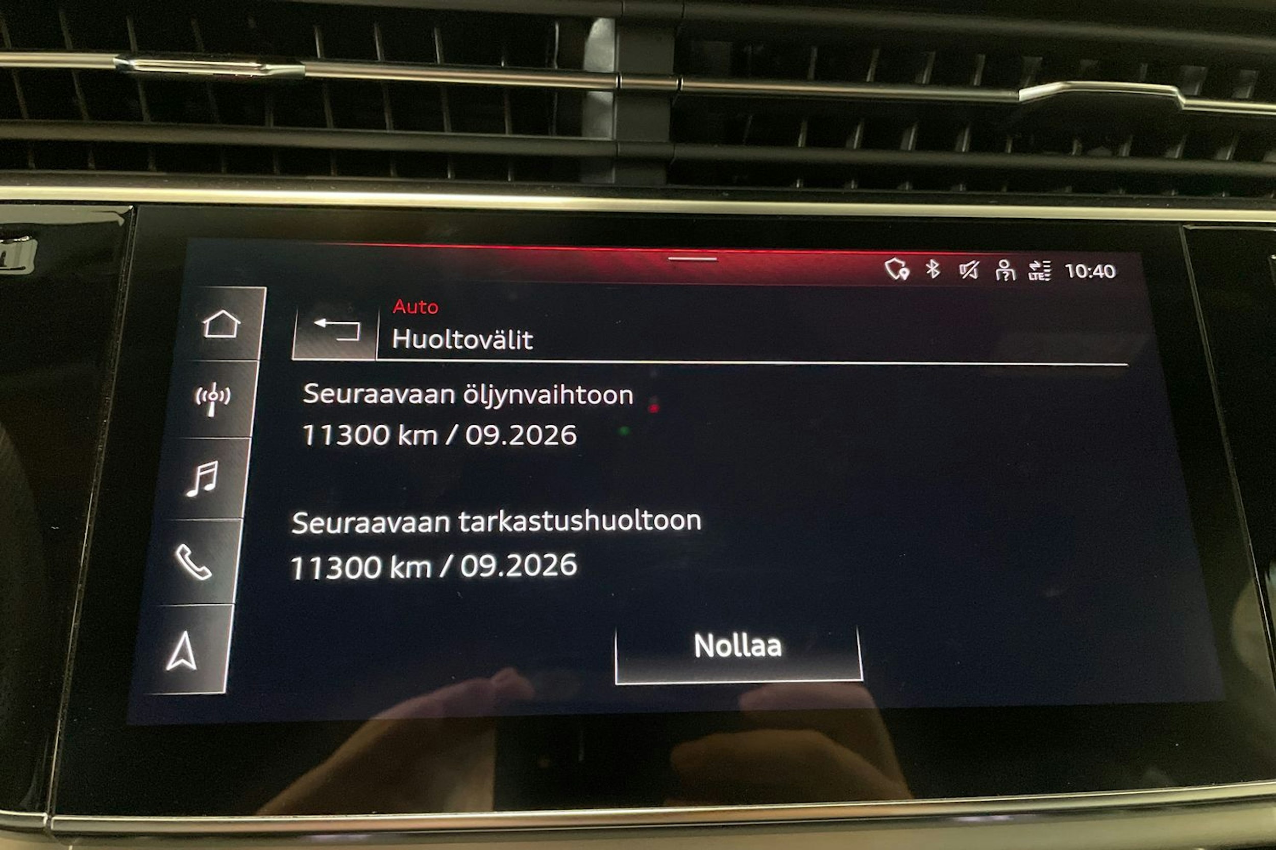 valkoinen Audi Q7 2021 kuva 38.