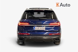 sininen Audi Q7 2021 kuva 3.