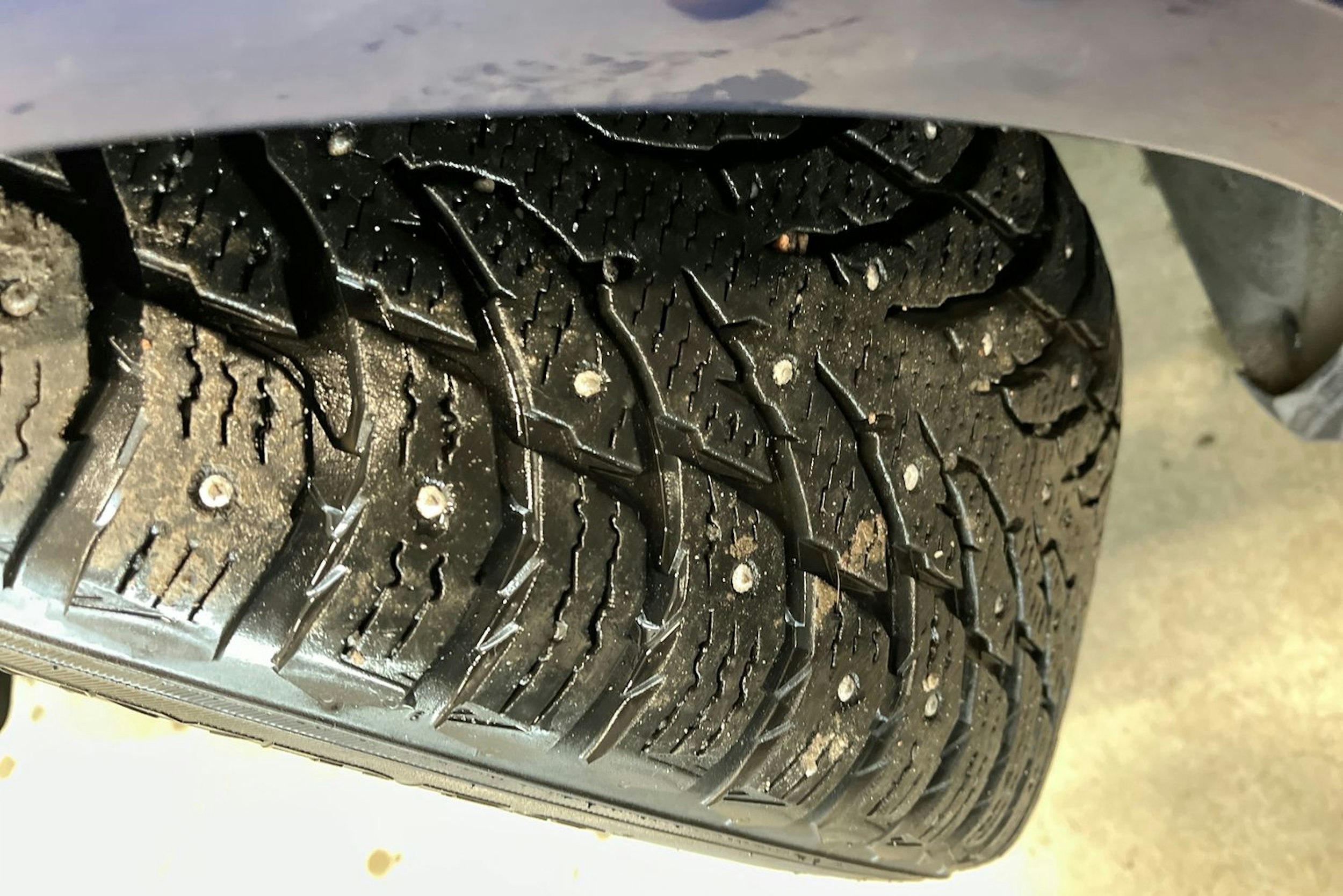 sininen Audi Q7 2021 kuva 13.