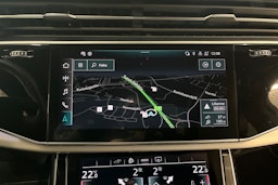 sininen Audi Q7 2021 kuva 23.